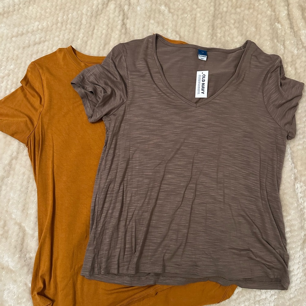 Old Navy Women's Short Sleeve Tees - Brown and Orange